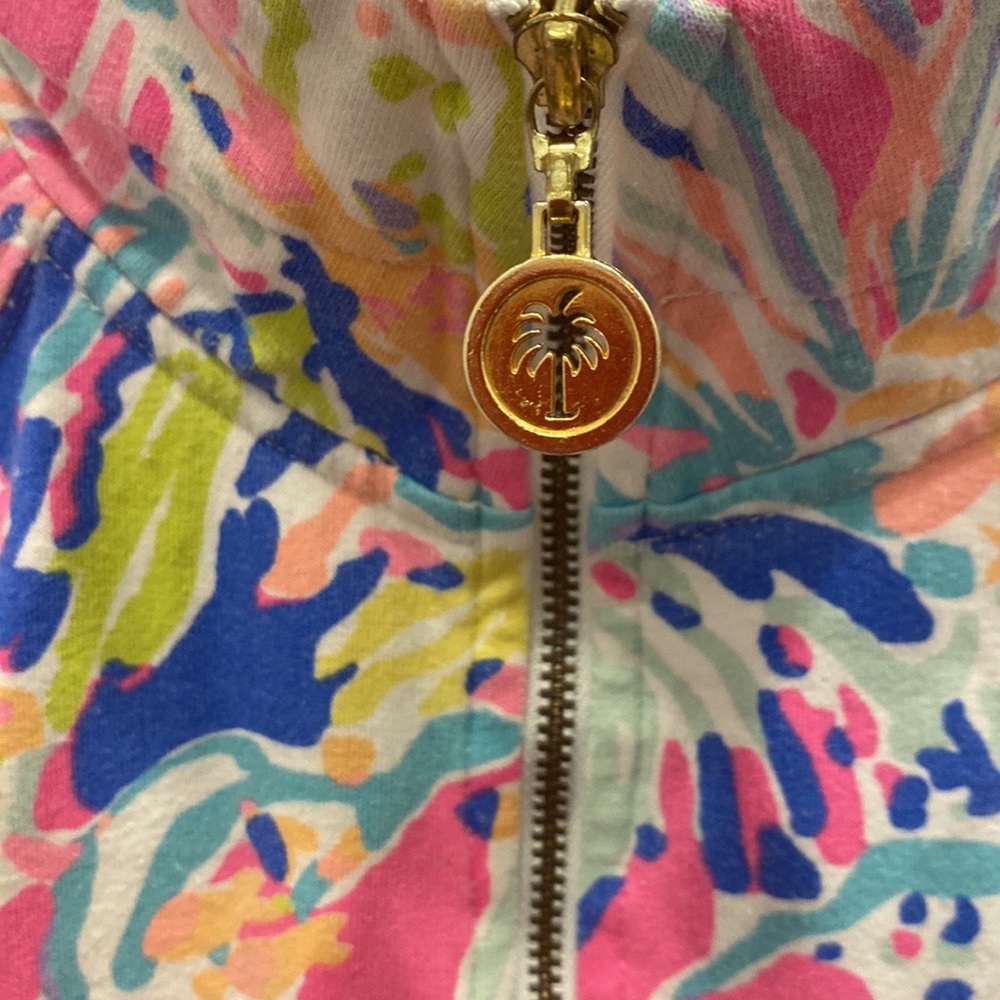 🐚 Lilly Pulitzer Sea Coral print popover.